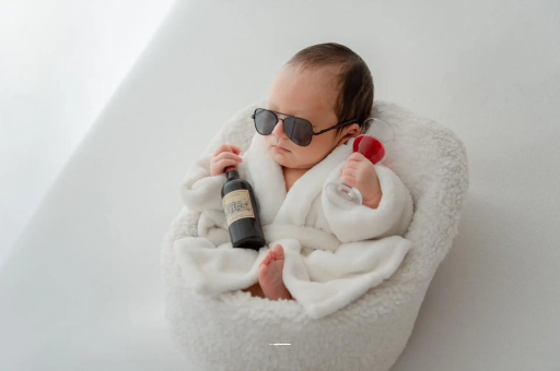 射洪宝宝额头高聪明有福气